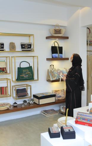 معرض التقاليد والحداثة للحرف اليدوية